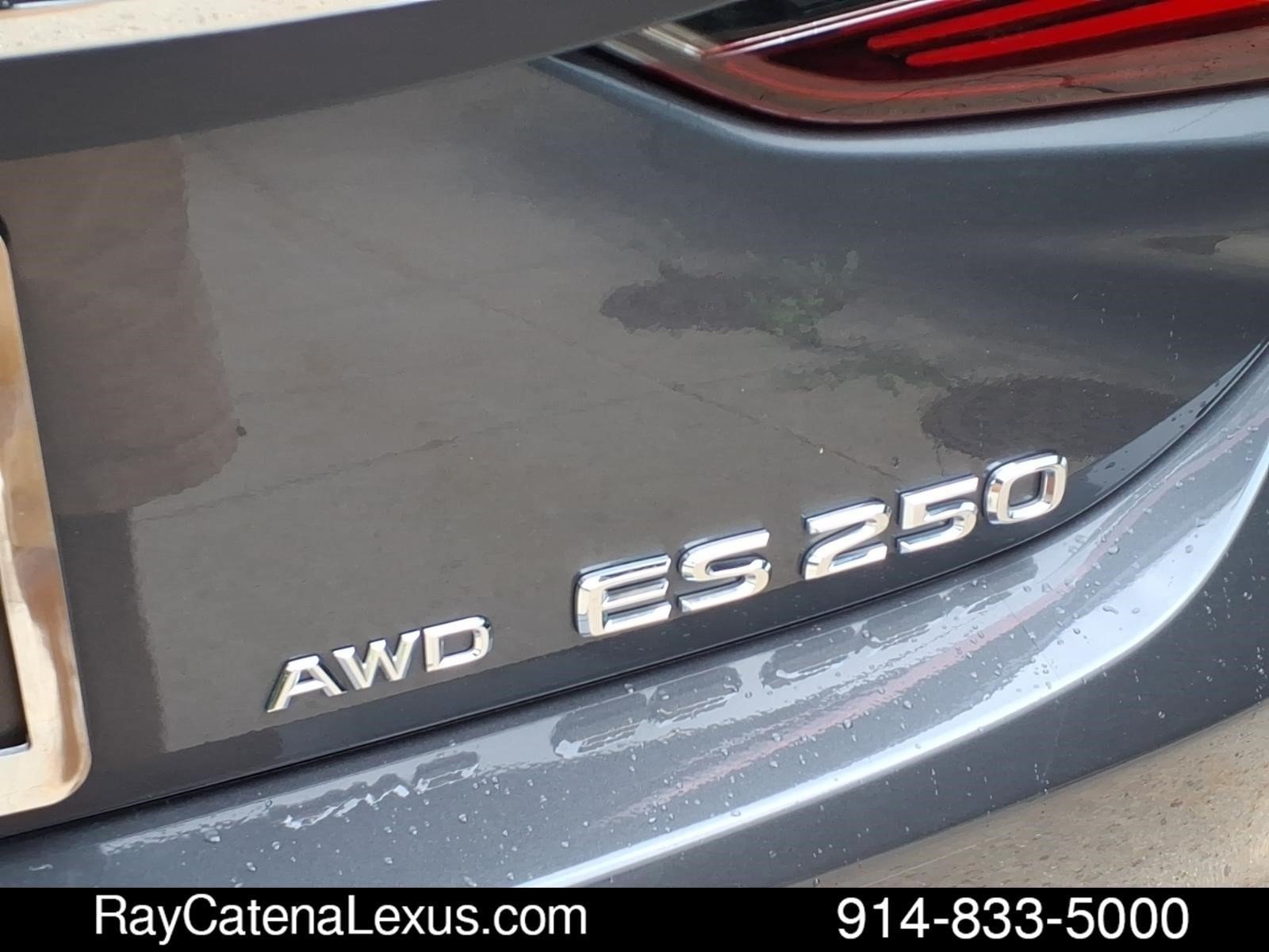 Certified 2024 Lexus ES 250 w/ Premium Package AWD/4WD image 18