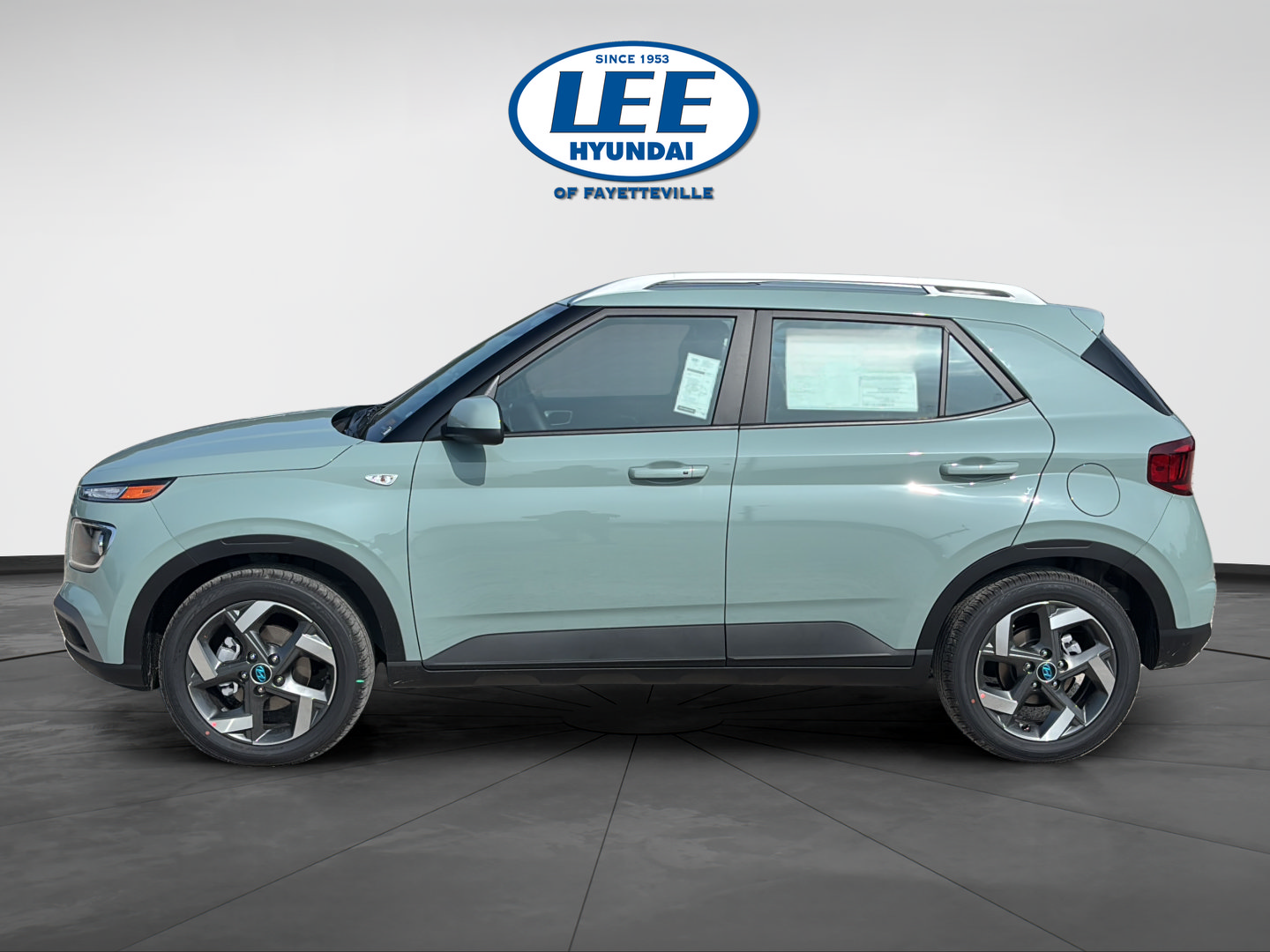New 2026 Hyundai Venue SEL FWD image 6