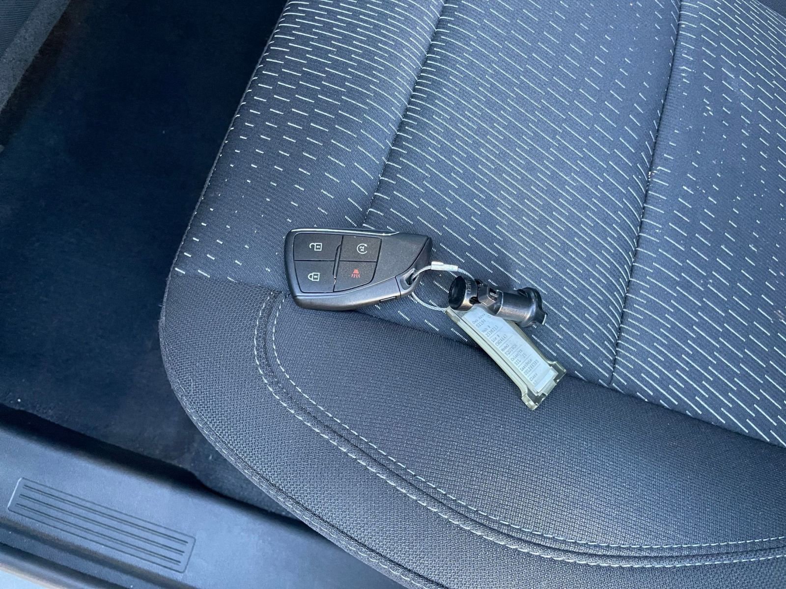 Used 2025 Chevrolet Equinox LT image 22