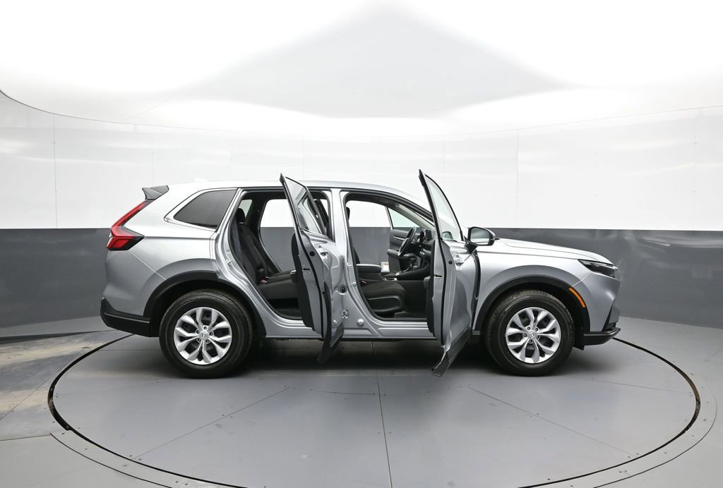 Certified 2025 Honda CR-V LX image 40