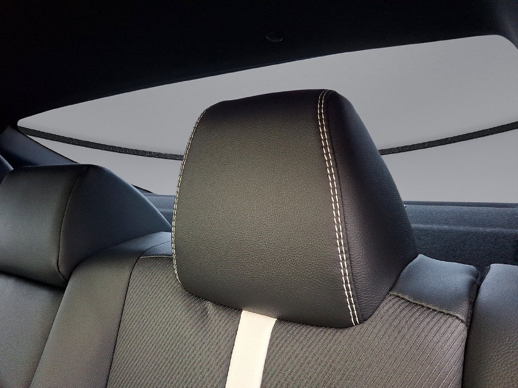Used 2025 Toyota Camry SE w/ Convenience Package FWD image 27
