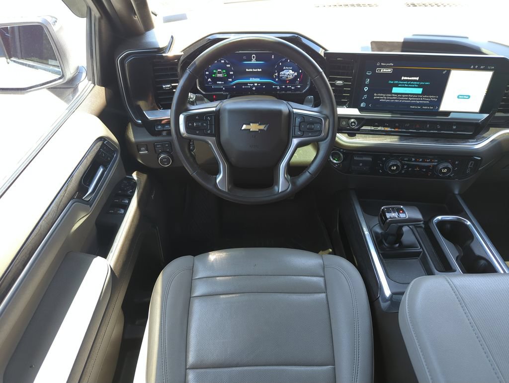 Used 2025 Chevrolet Silverado 1500 LTZ w/ LTZ Premium Texas Edition AWD/4WD image 13