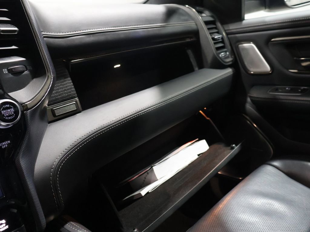 Used 2021 RAM 1500 Limited image 32