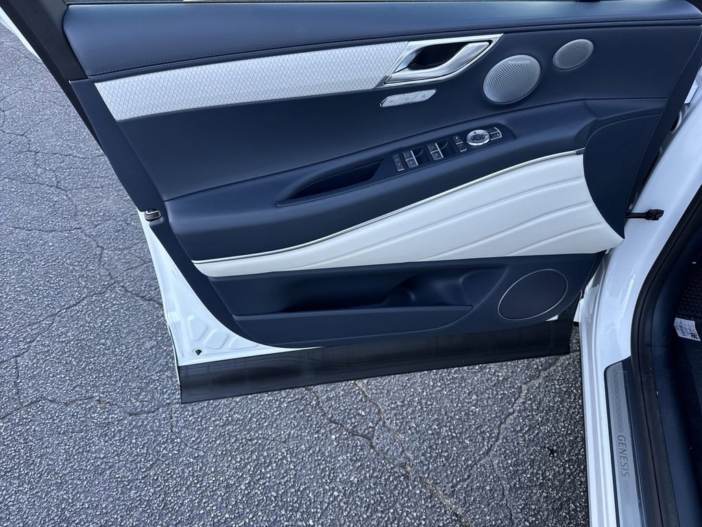 New 2026 Genesis GV80 3.5T Prestige AWD/4WD image 10