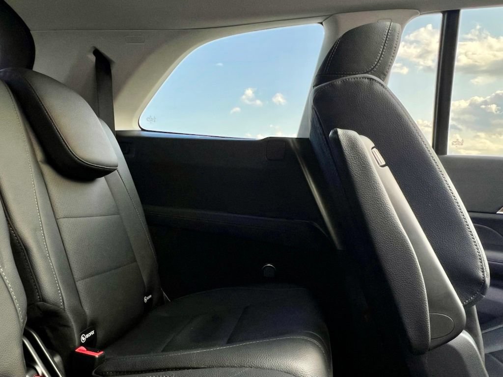 Certified 2025 Mercedes-Benz GLS 450 4MATIC image 23