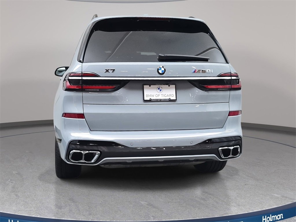 Used 2025 BMW X7 M60i w/ Executive Package image 7