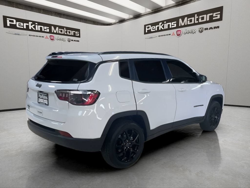 New 2026 Jeep Compass Latitude AWD/4WD image 5