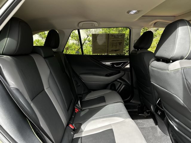 Used 2025 Subaru Outback Onyx Edition AWD/4WD image 31