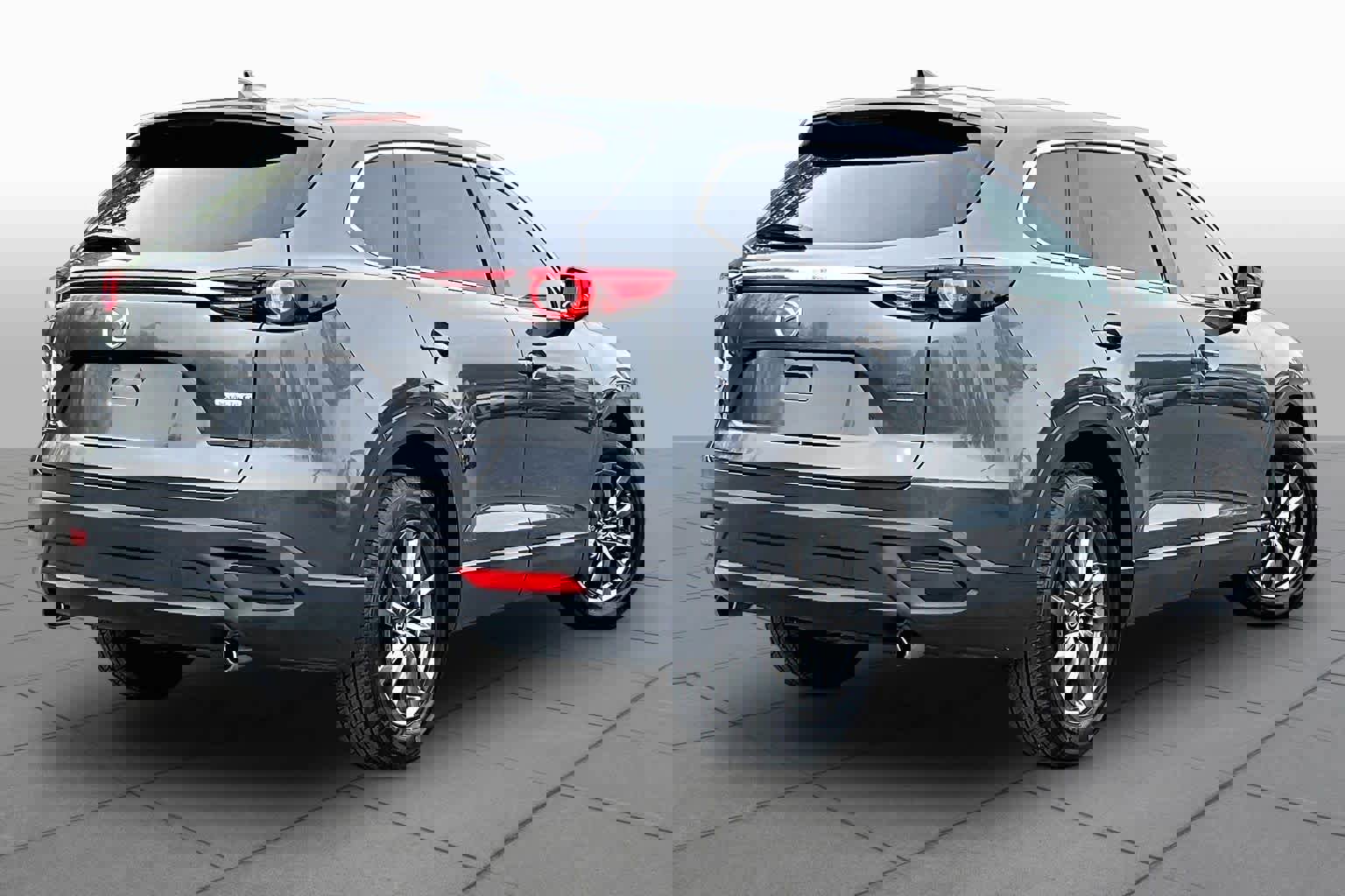 Used 2023 MAZDA CX-9 Touring image 13