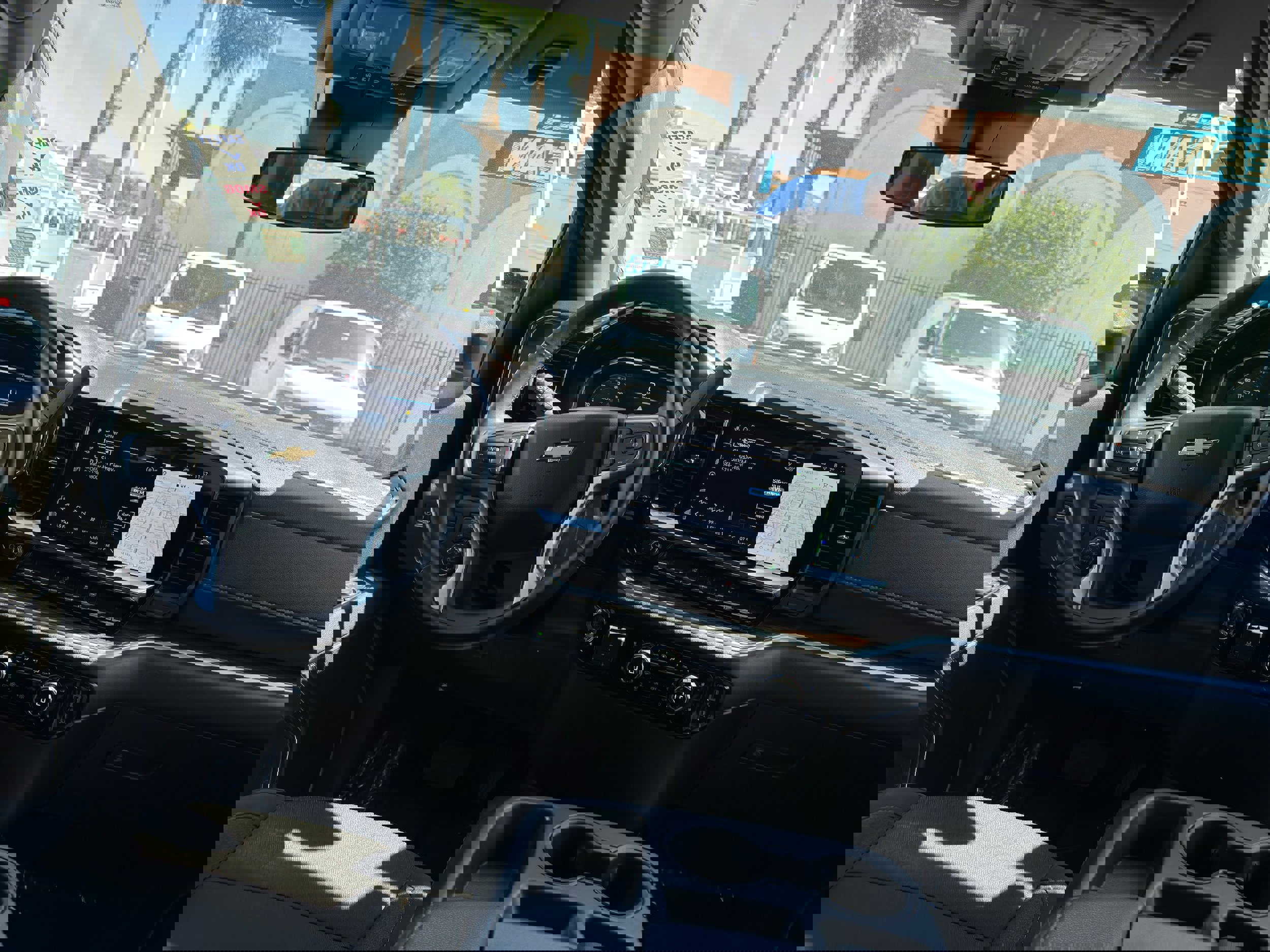 Used 2025 Chevrolet Silverado 2500 LT w/ Convenience Package AWD/4WD image 24