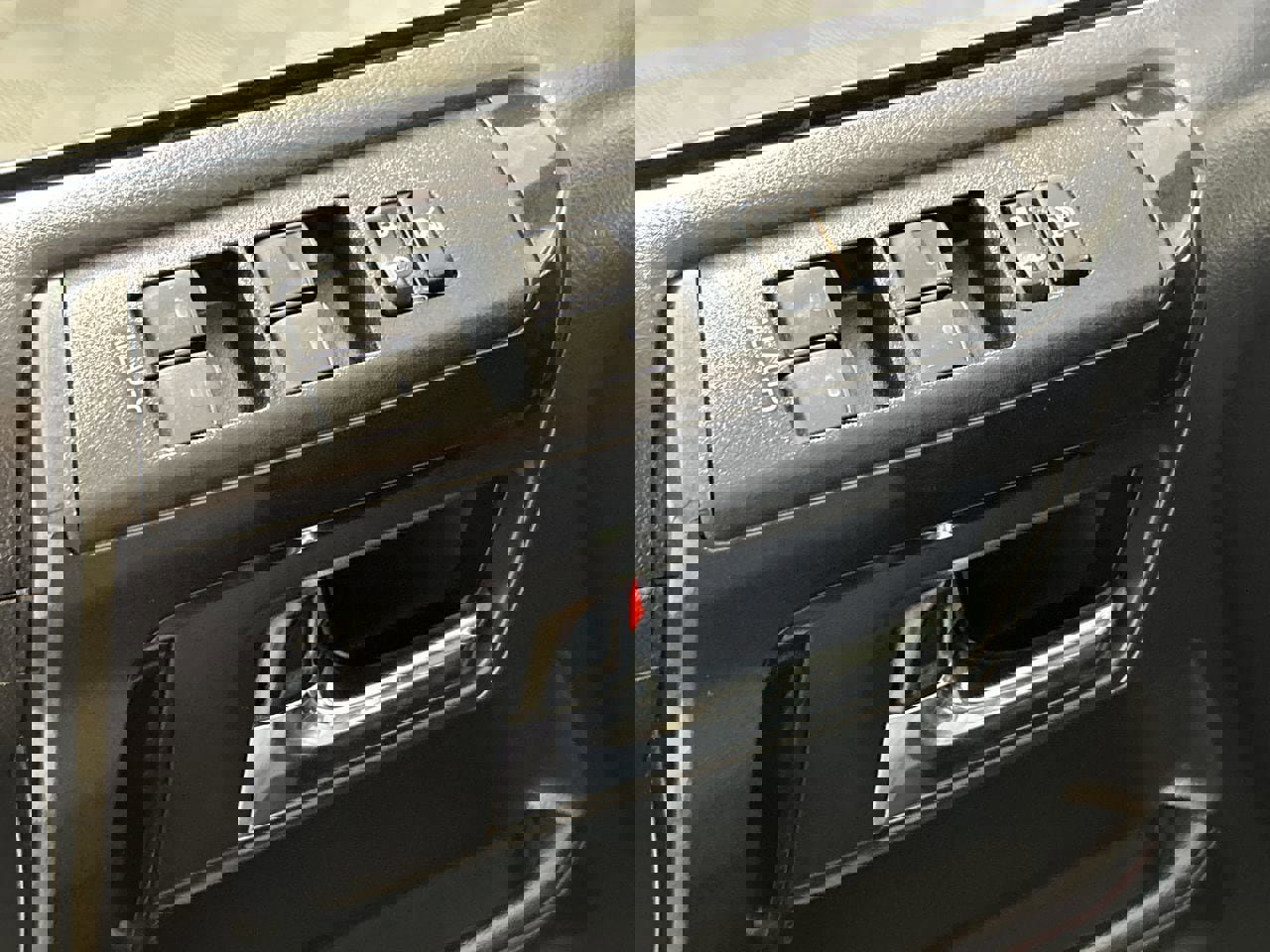 Used 2022 Toyota 4Runner TRD Off-Road Premium AWD/4WD image 18