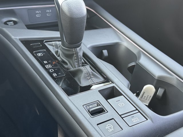 New 2026 Nissan Sentra SV w/ SV Convenience Package FWD image 10