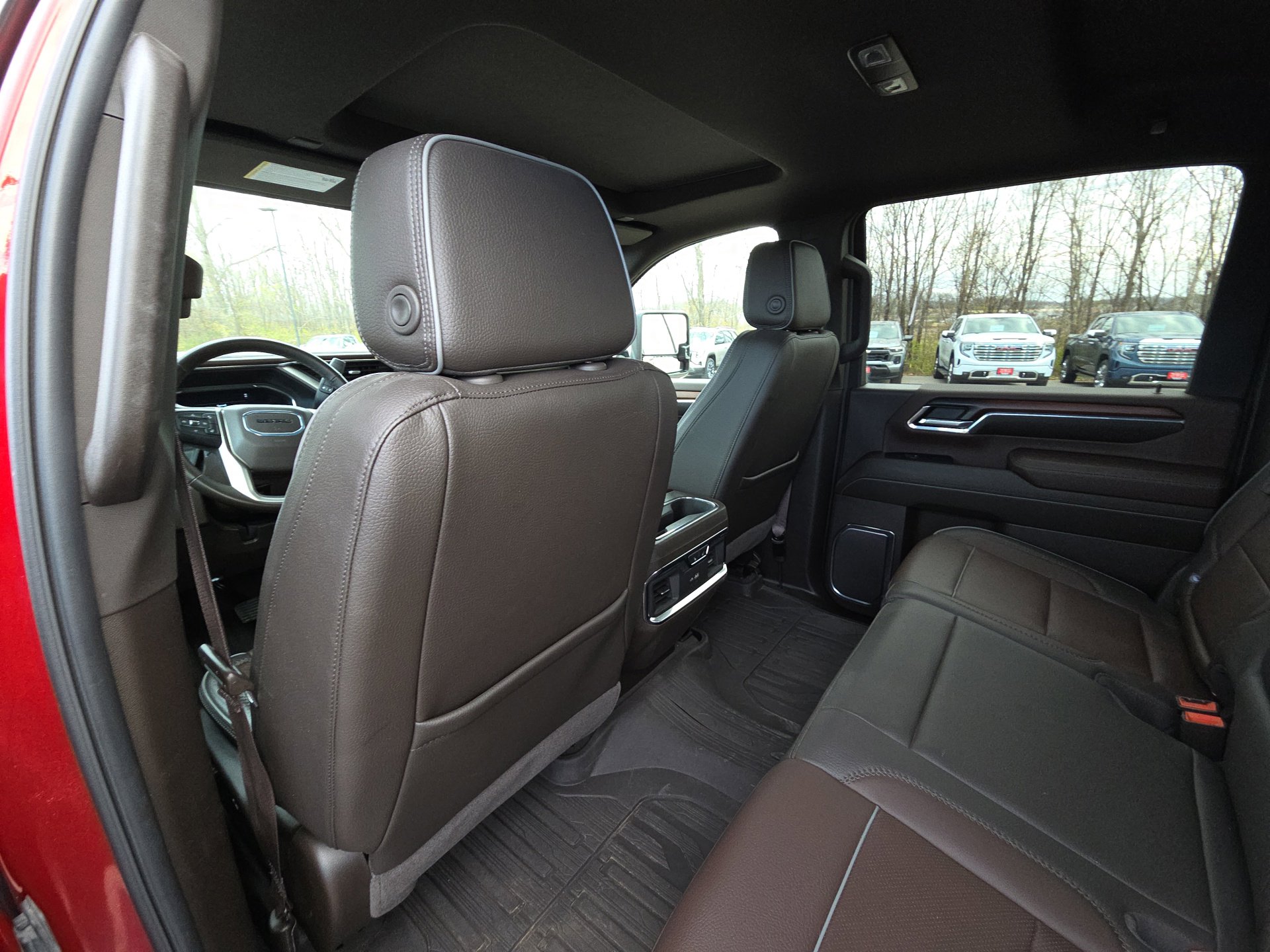 Used 2024 GMC Sierra 2500 Denali w/ Denali Reserve Package image 30