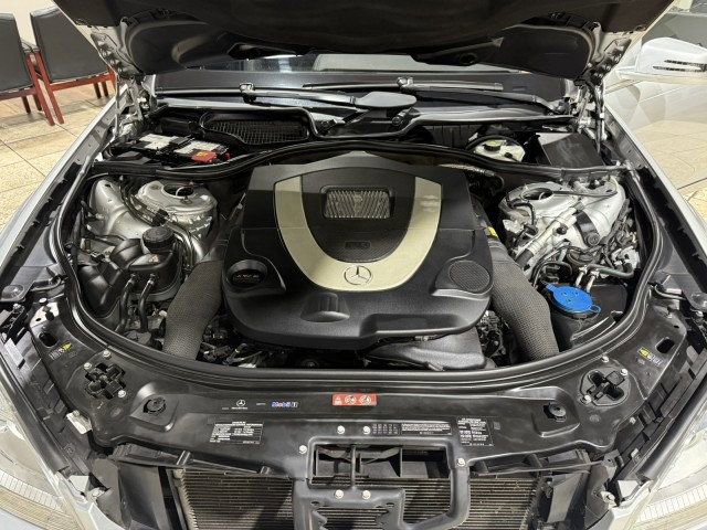 Used 2010 Mercedes-Benz S 550 4MATIC image 7