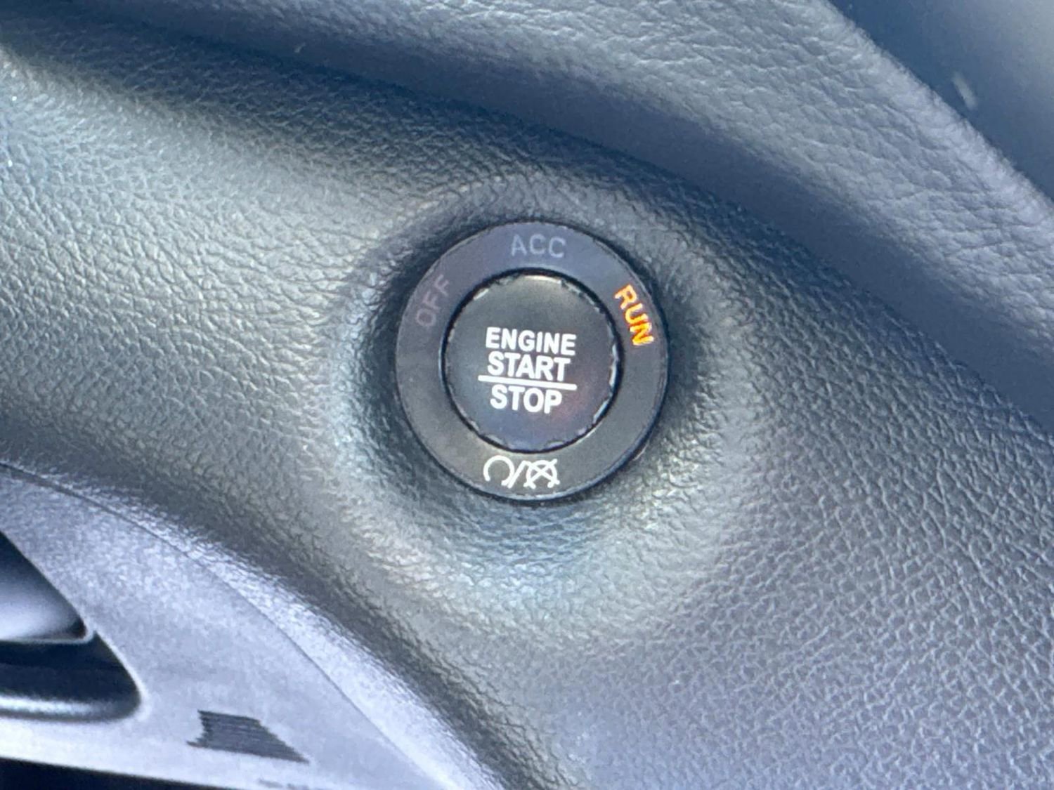 Used 2019 Jeep Cherokee Latitude Plus image 35