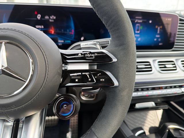 Used 2025 Mercedes-Benz GLS 63 AMG 4MATIC image 18