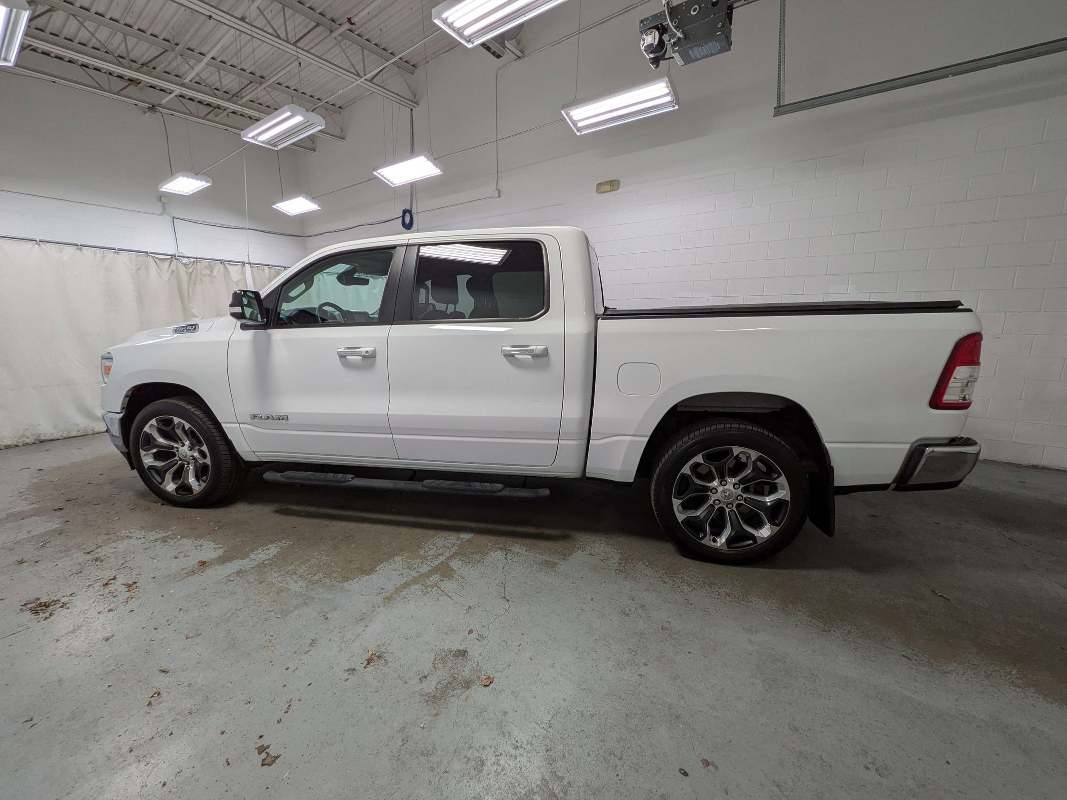 Used 2020 RAM 1500 Big Horn image 9
