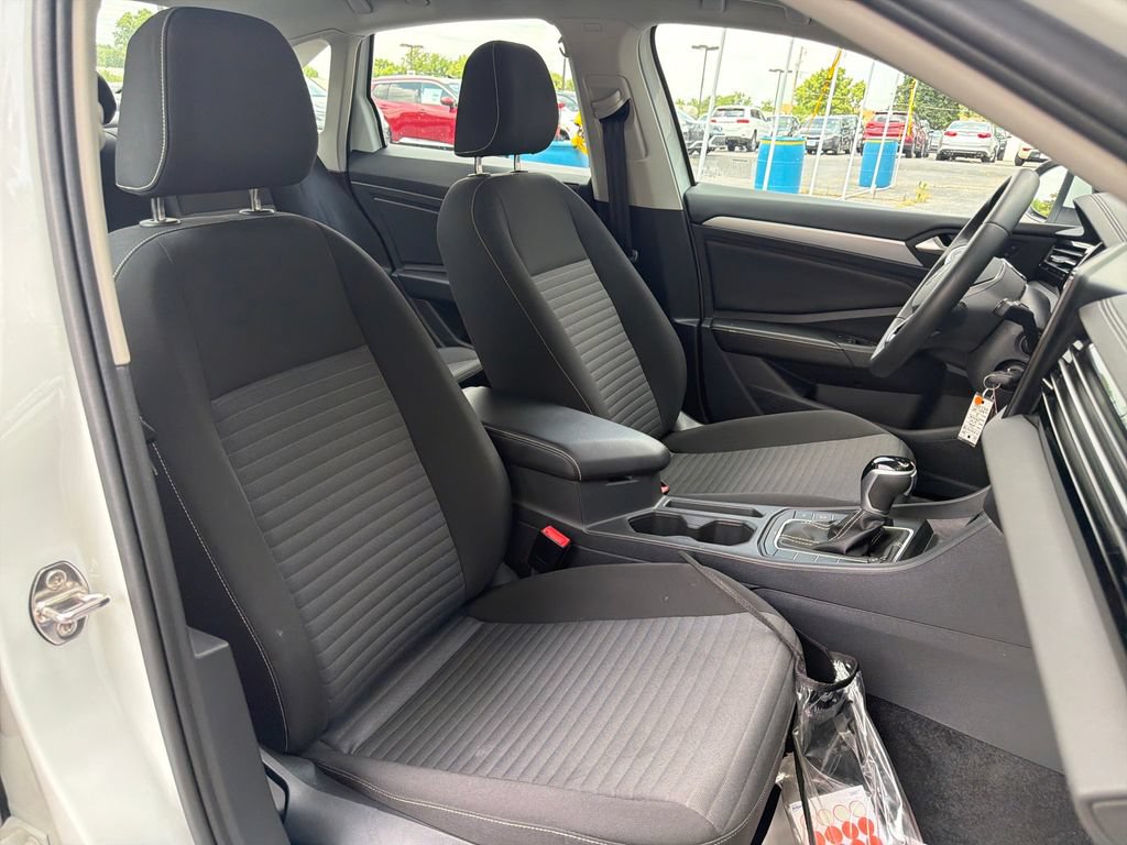 New 2026 Volkswagen Jetta S FWD image 31