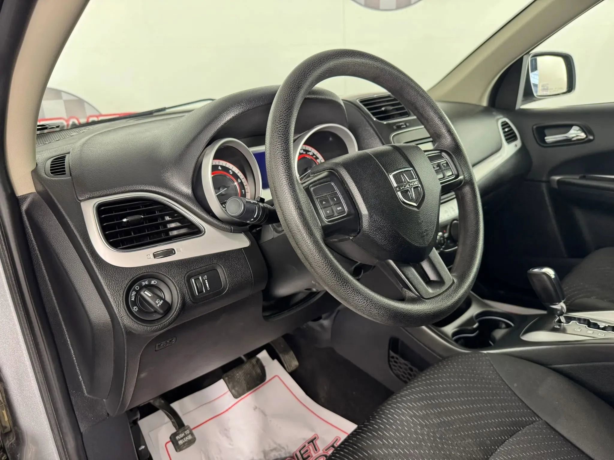 Used 2018 Dodge Journey SXT w/ Blacktop Package image 10