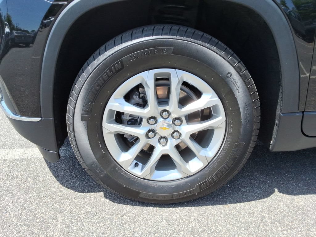 Certified 2021 Chevrolet Traverse LT FWD image 10