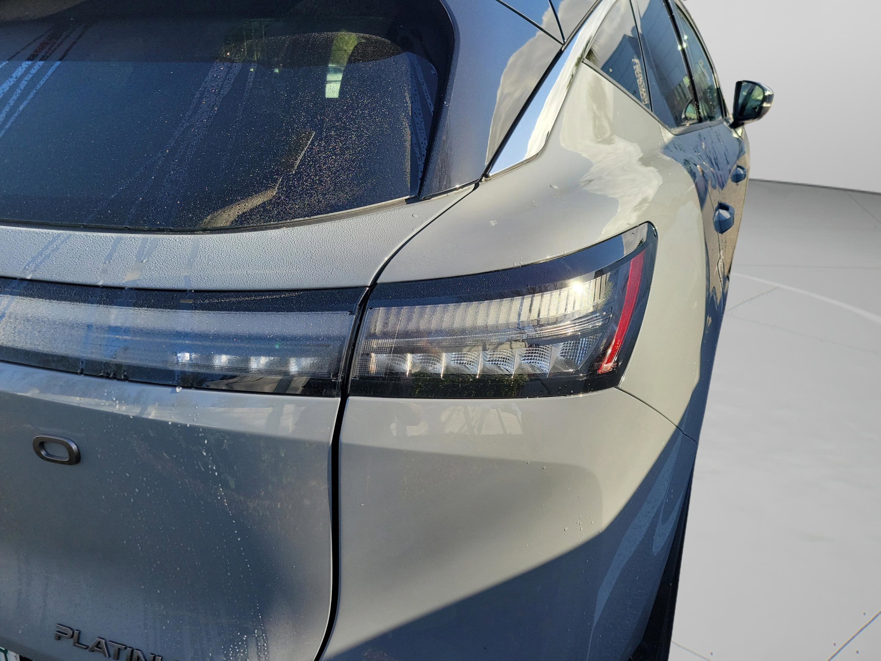 Used 2025 Nissan Murano Platinum w/ Cargo Package image 23