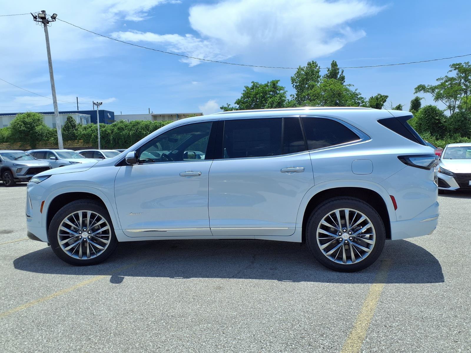 New 2026 Buick Enclave Avenir w/ Super Cruise Package AWD/4WD image 23