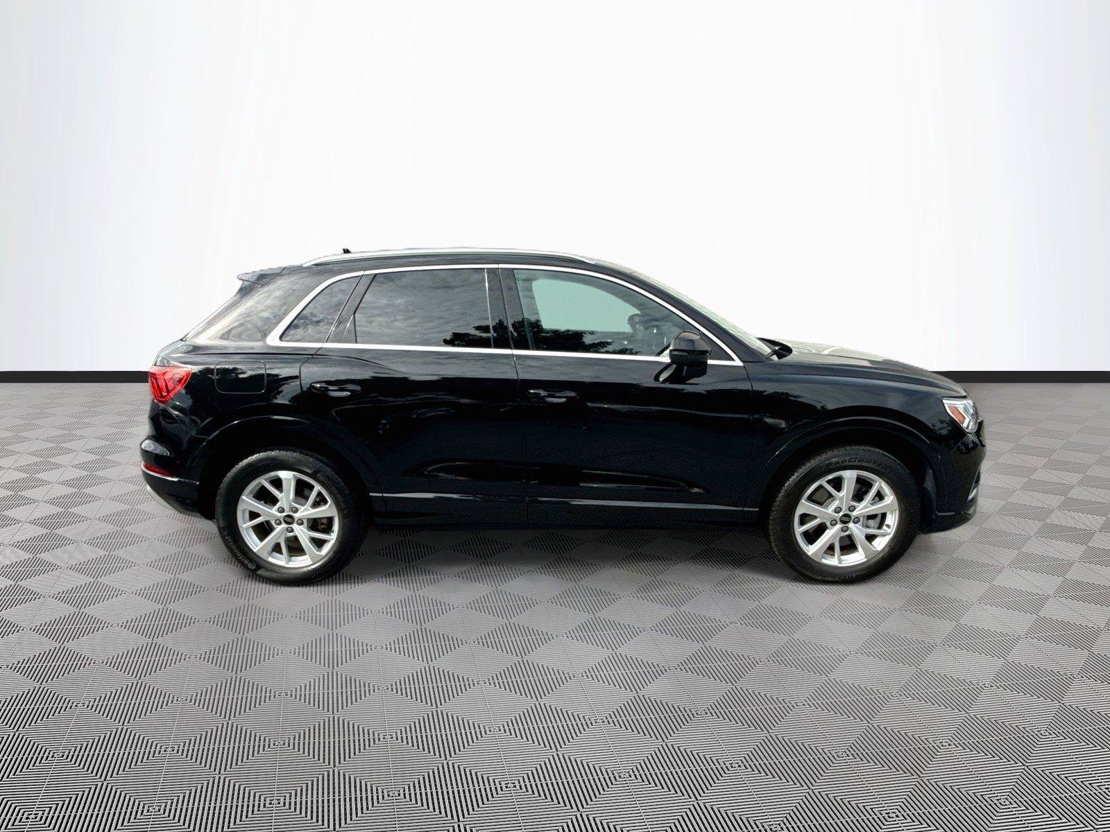Certified 2024 Audi Q3 2.0T Premium Plus AWD/4WD image 8