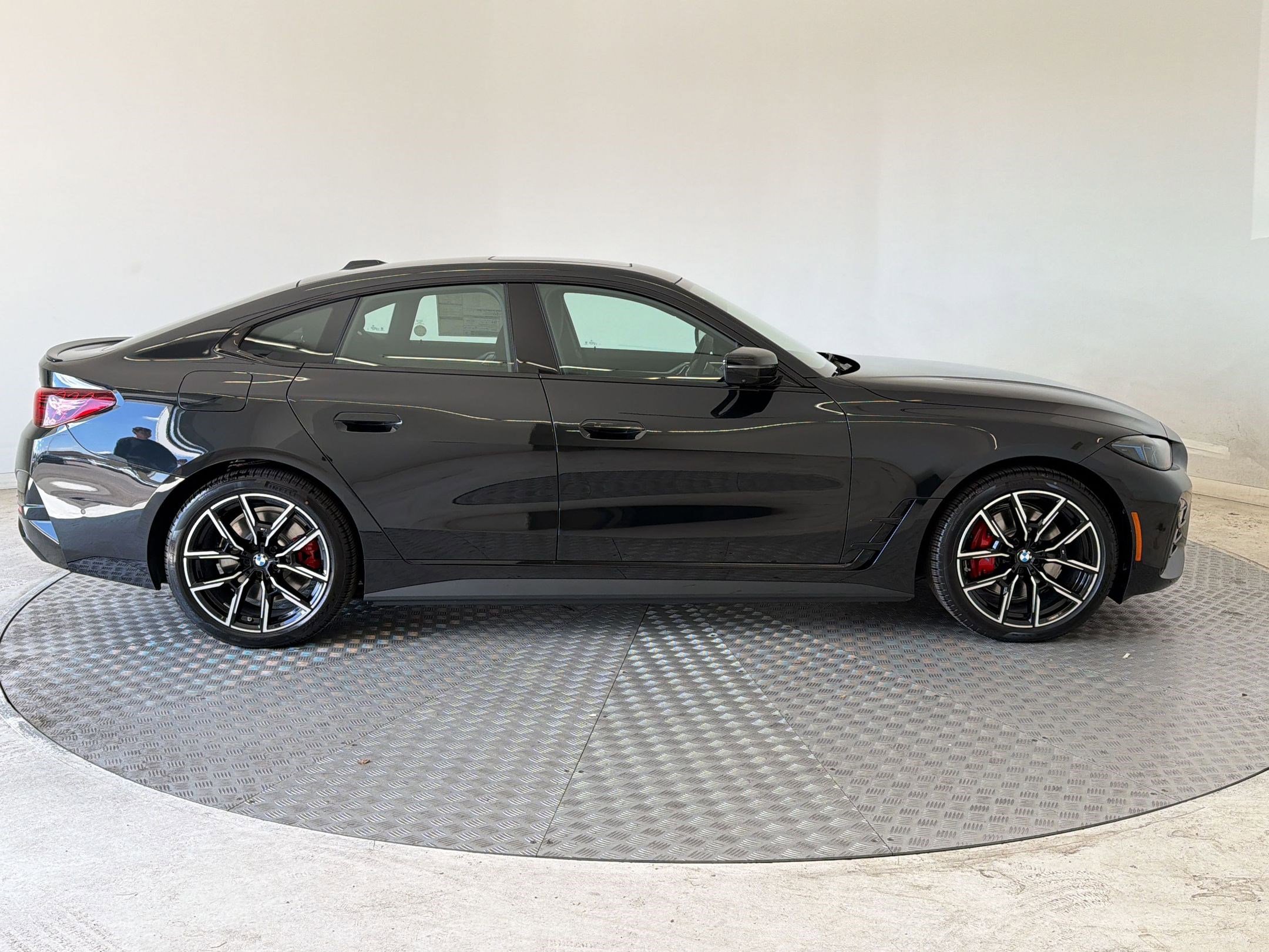 New 2026 BMW i4 xDrive40i w/ M Sport Package AWD/4WD image 8