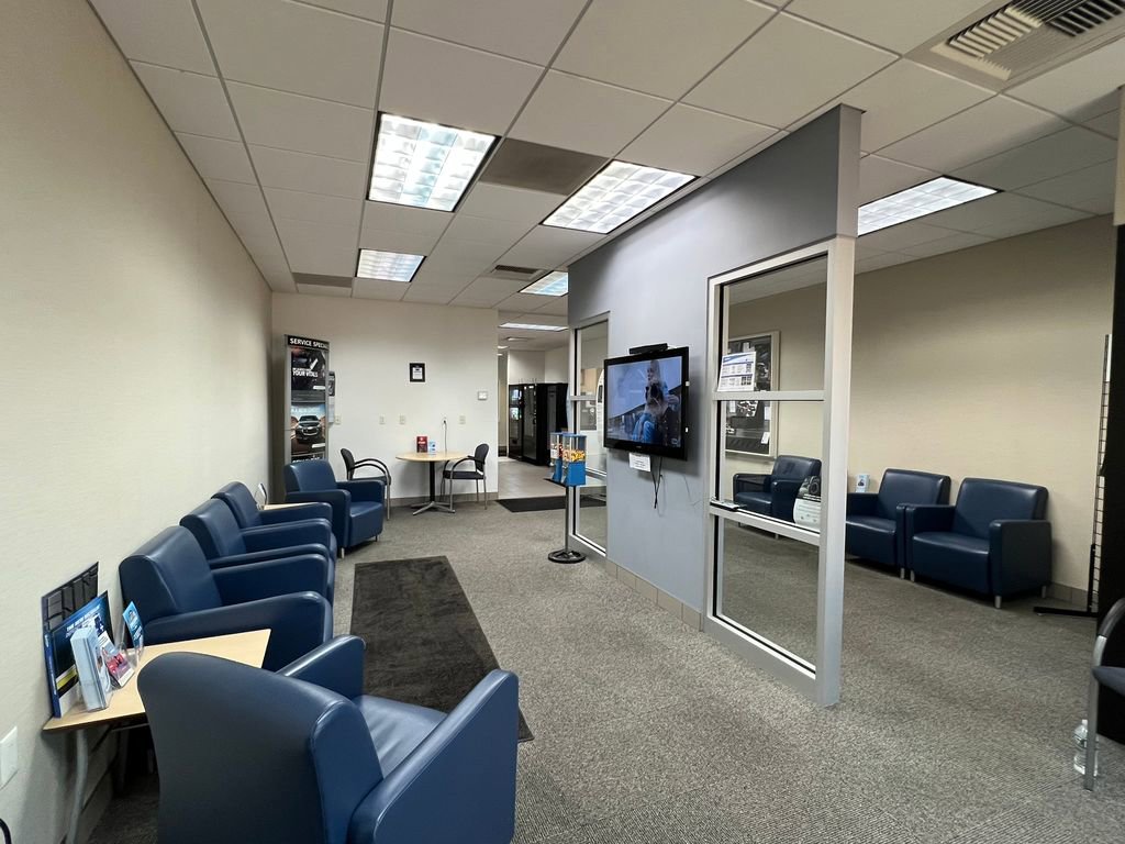 Used 2017 Chevrolet Equinox Premier w/ Enhanced Convenience Package image 17