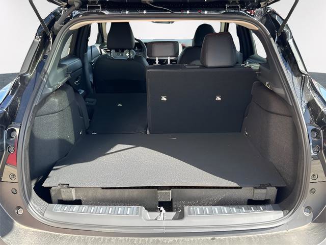 New 2025 Nissan Kicks SR w/ Illumination Package image 6