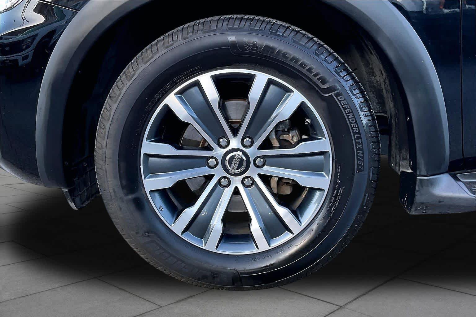 Used 2018 Nissan Armada SL w/ Premium Package RWD image 11
