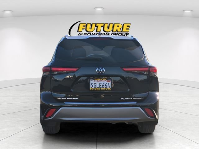 Used 2023 Toyota Highlander Platinum image 6
