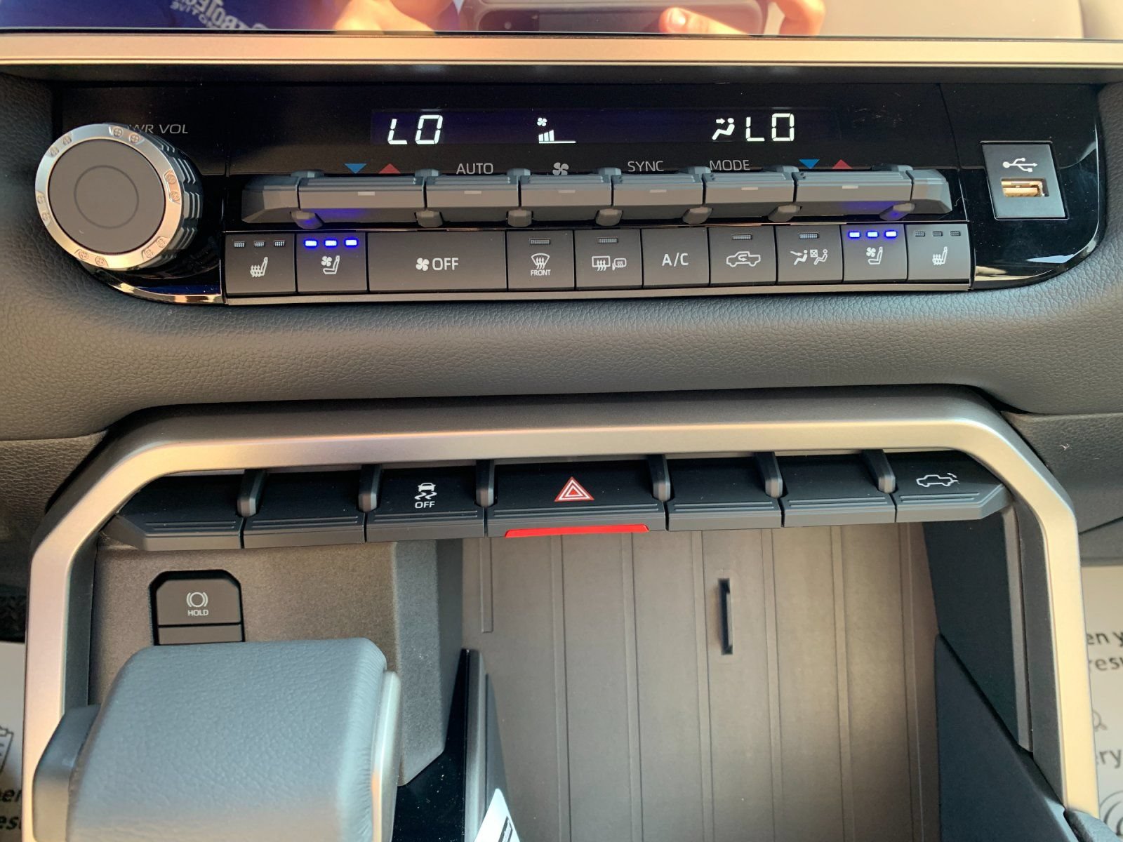 New 2026 Toyota Tundra Limited AWD/4WD image 22