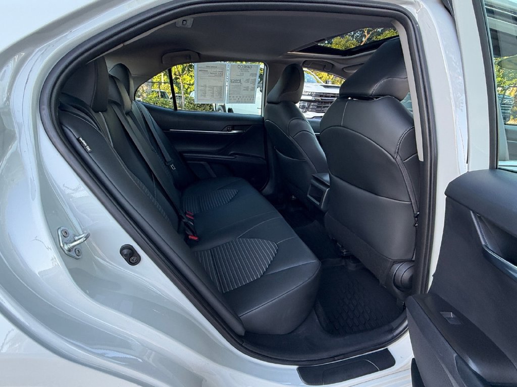 Used 2023 Toyota Camry SE w/ Convenience Package FWD image 15