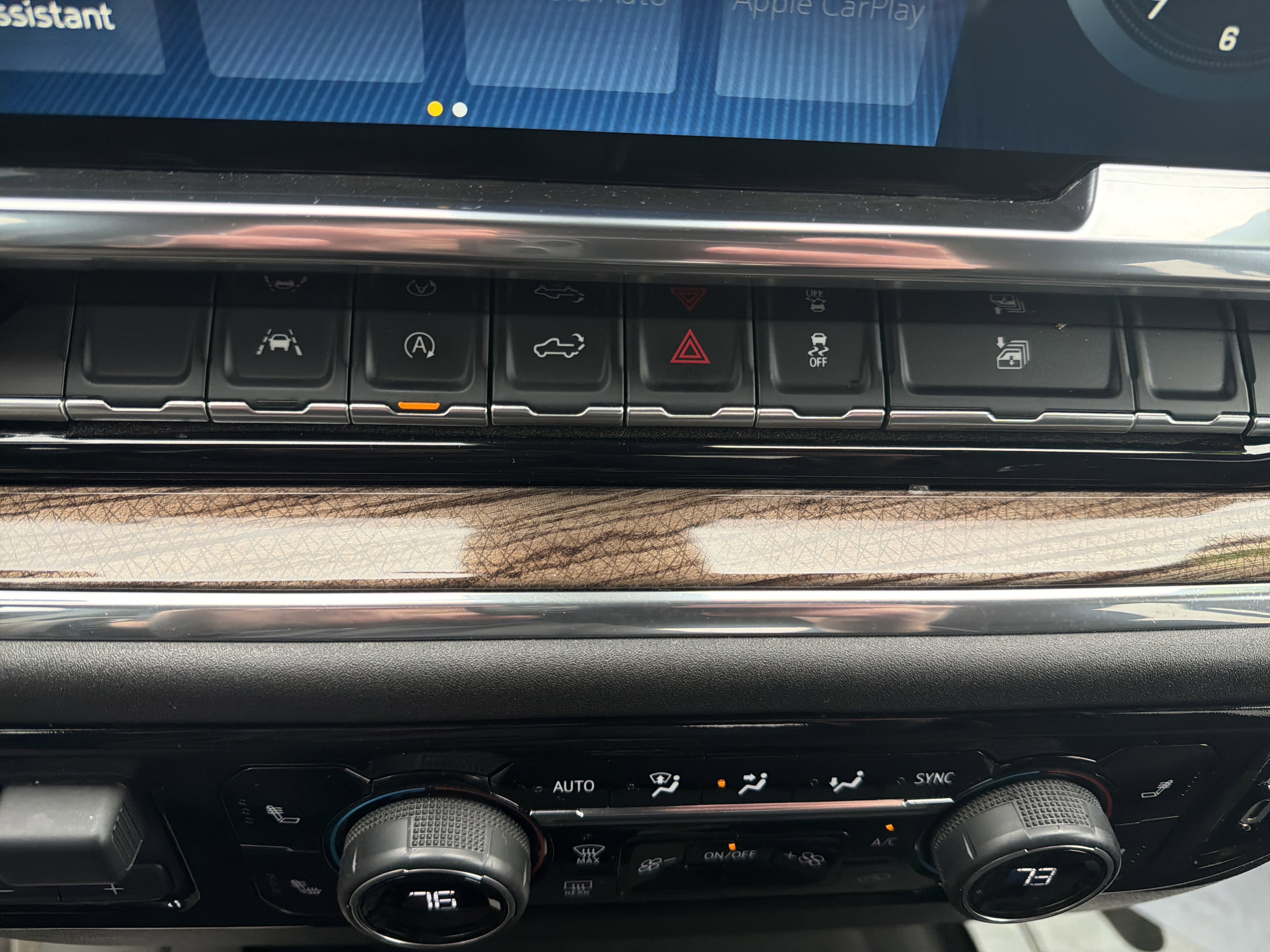 Used 2025 Chevrolet Silverado 1500 LT image 25