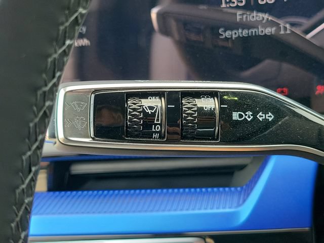 New 2027 Cadillac Optiq Sport w/ LPO, Floor Liner Package AWD/4WD image 18