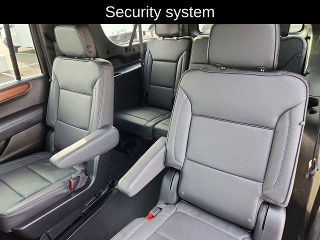 Used 2025 GMC Yukon XL Denali image 28