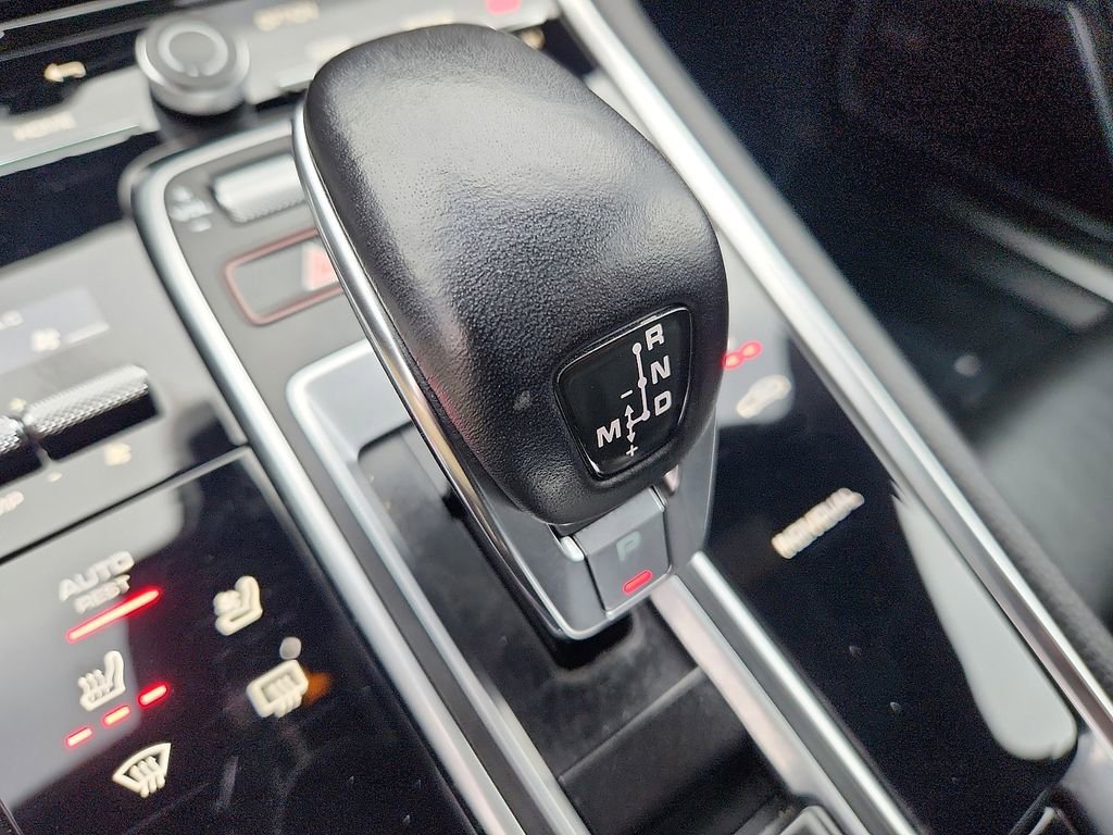 Used 2022 Porsche Panamera image 14