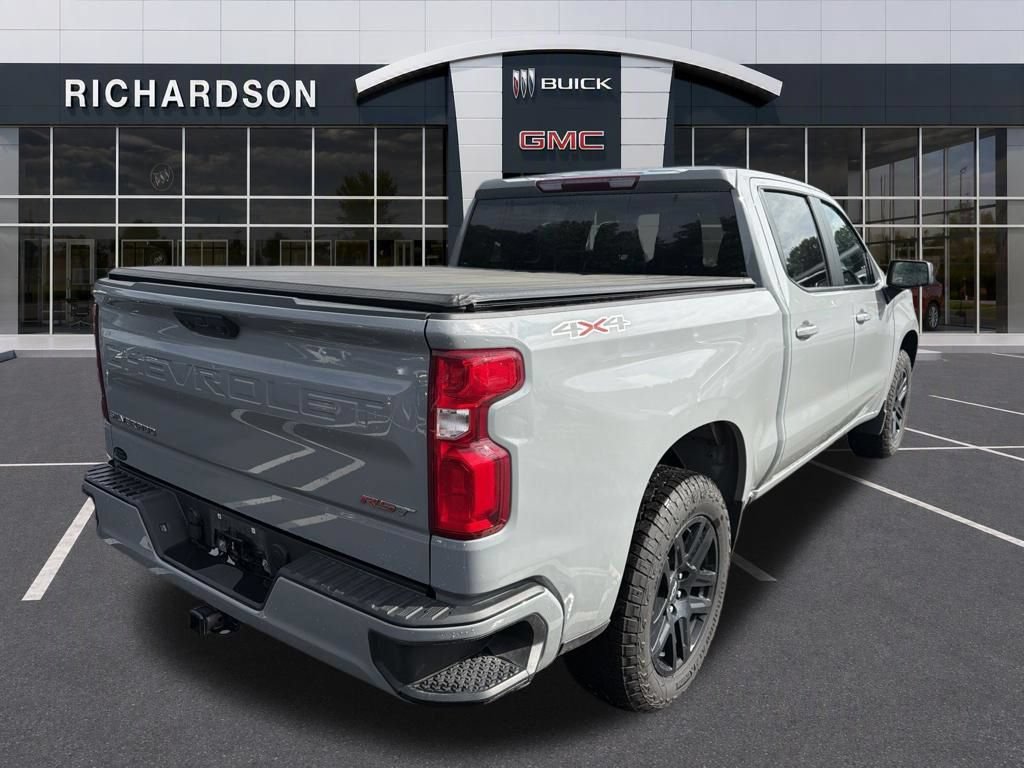 Used 2024 Chevrolet Silverado 1500 RST AWD/4WD image 7