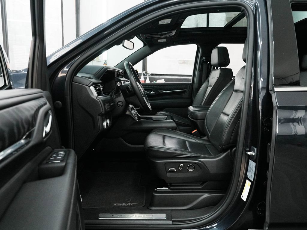 Used 2023 GMC Yukon Denali AWD/4WD image 27