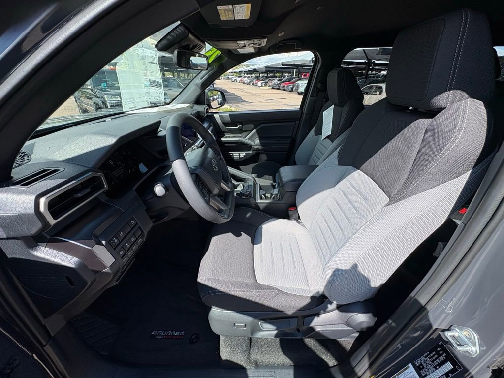 Used 2025 Toyota 4Runner TRD Off-Road image 13