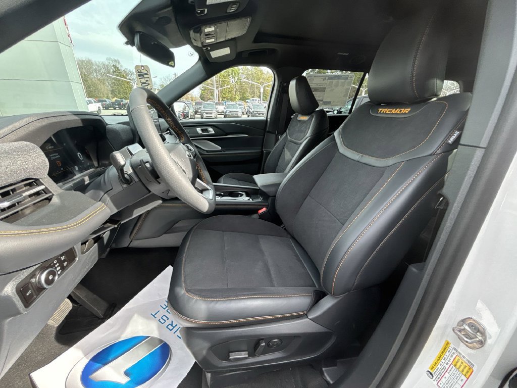 New 2026 Ford Explorer Tremor w/ Tremor Ultimate Package AWD/4WD image 13