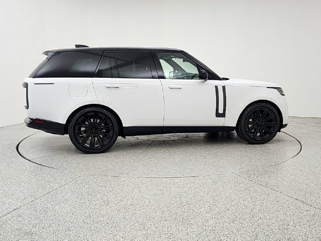 New 2026 Land Rover Range Rover SE AWD/4WD image 4