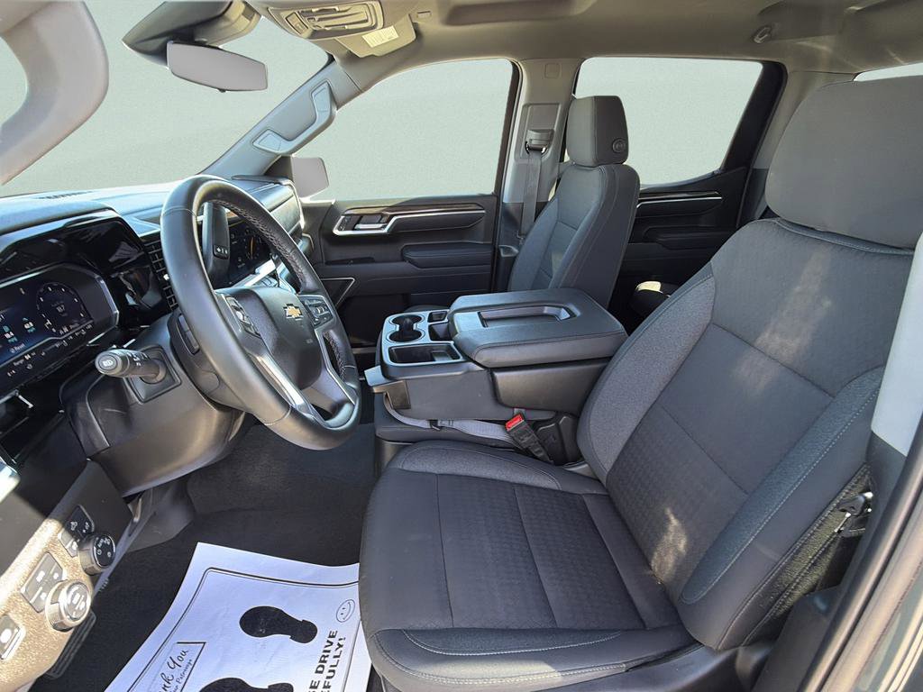 Used 2025 Chevrolet Silverado 1500 LT image 19