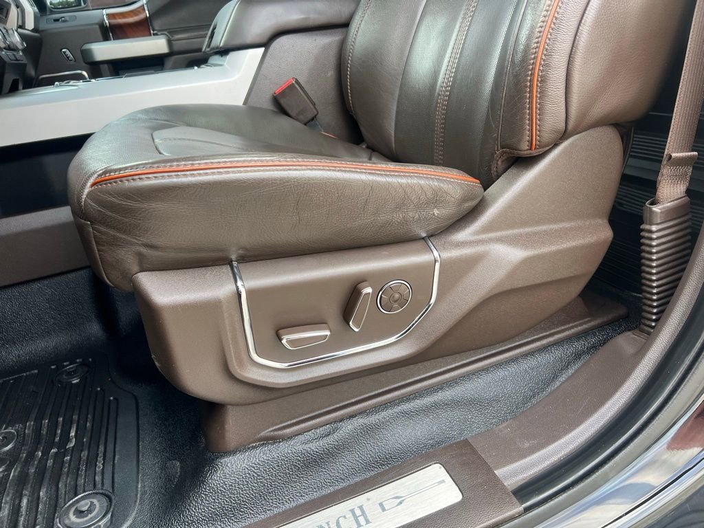 Used 2017 Ford F450 King Ranch w/ King Ranch Ultimate Package AWD/4WD image 15