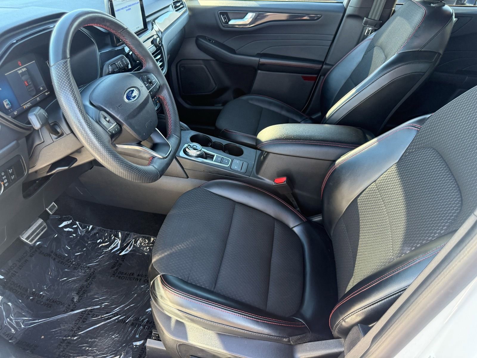 Used 2023 Ford Escape ST-Line image 14