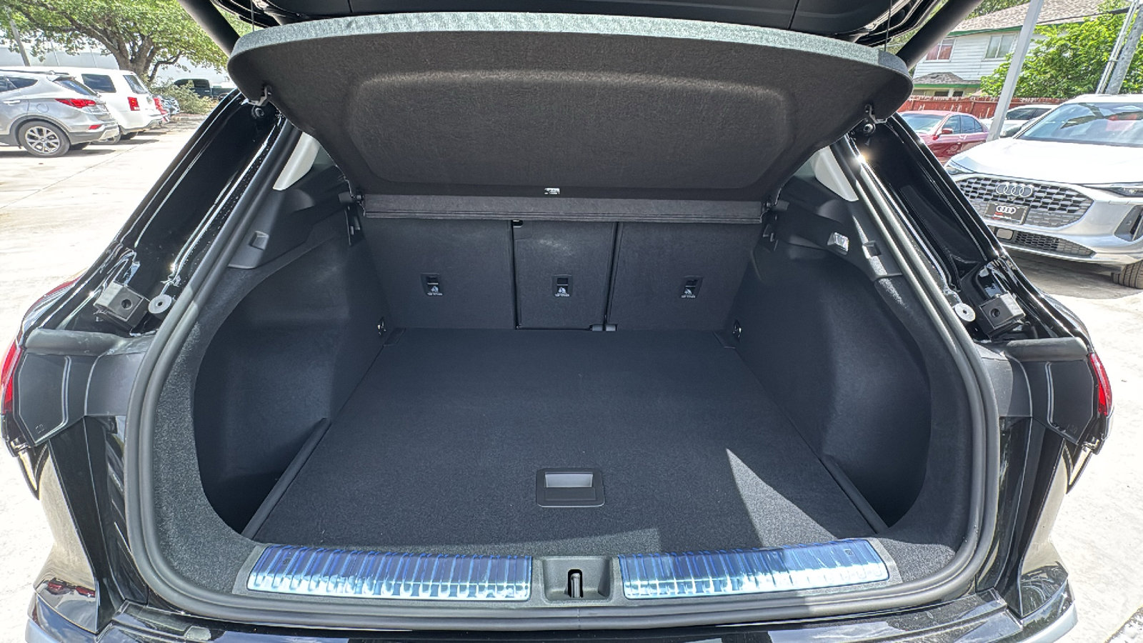 New 2026 Audi Q3 quattro 2.0T AWD/4WD image 25