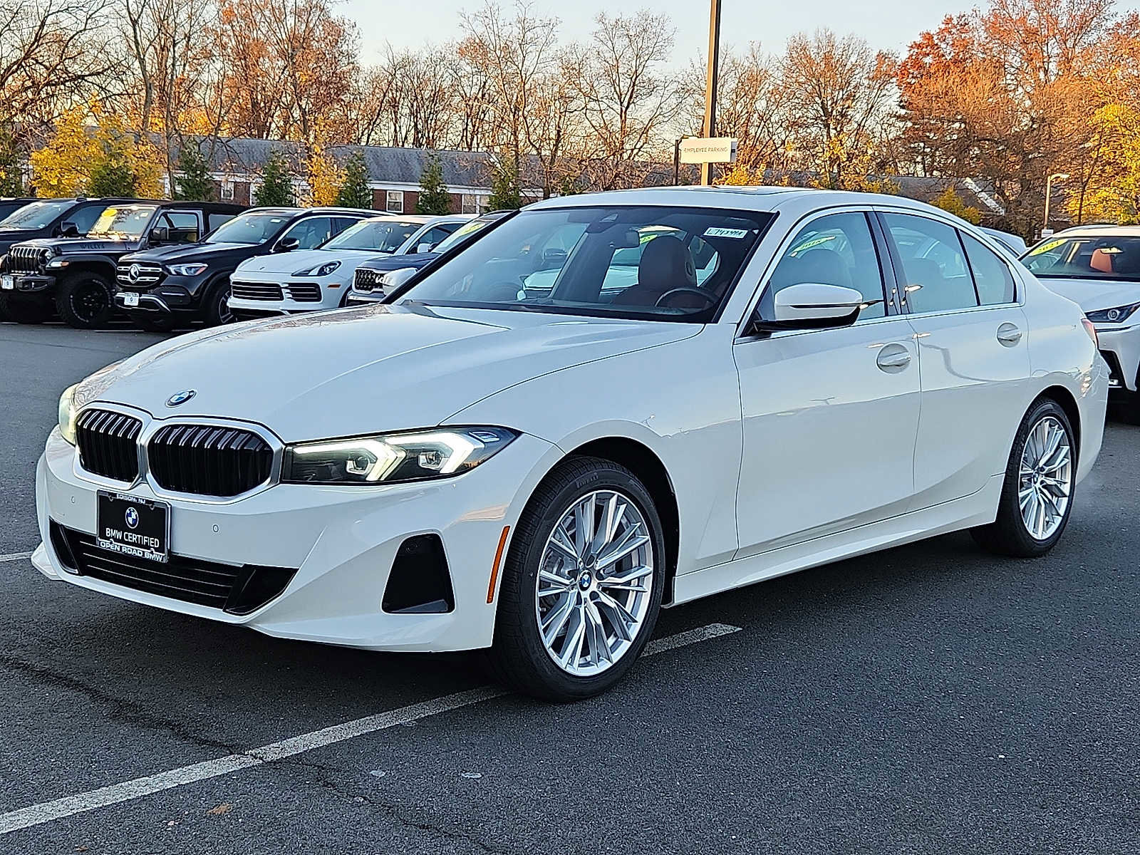 Certified 2024 BMW 330i xDrive Sedan w/ Convenience Package image 3