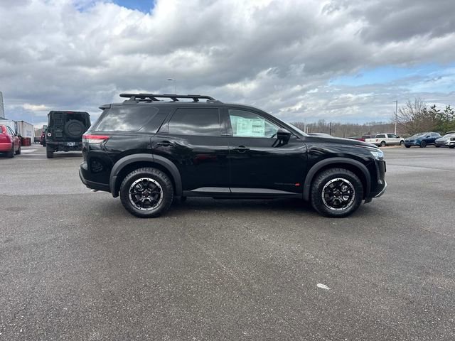New 2026 Nissan Pathfinder Rock Creek image 3