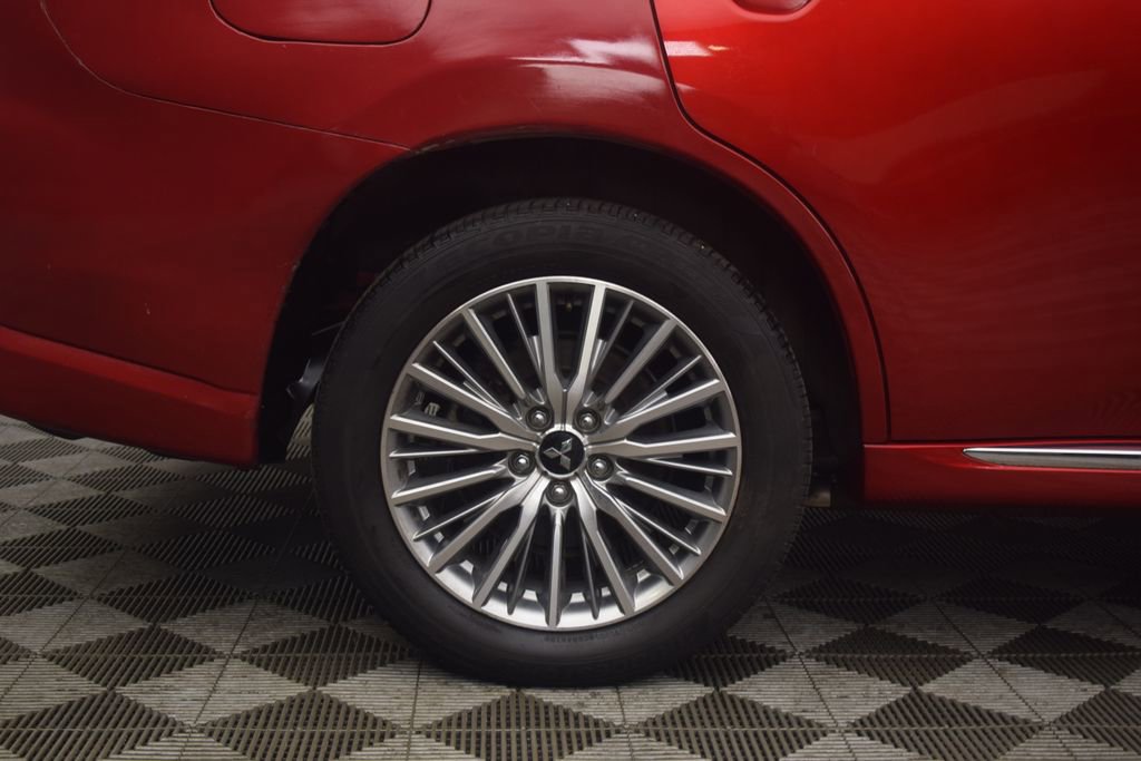 Used 2020 Mitsubishi Outlander SEL image 26